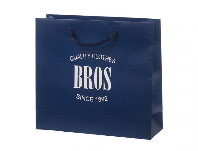 Eksklusiv papirpose av h�y kvalitet. Tilgjengelig i flere ulike st�rrelser. Gratis frakt til Norge