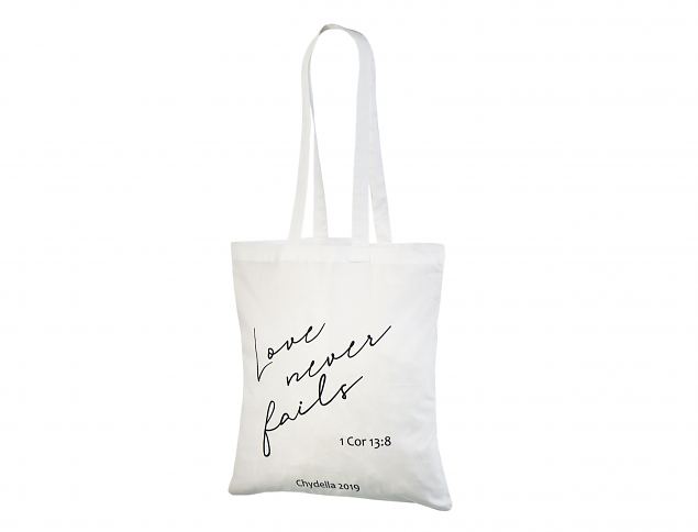 Kest�v� ja vahva valkoinen puuvillakassi. Minimitilausm��r� omalla painatuksella alkaa vain 50 kap